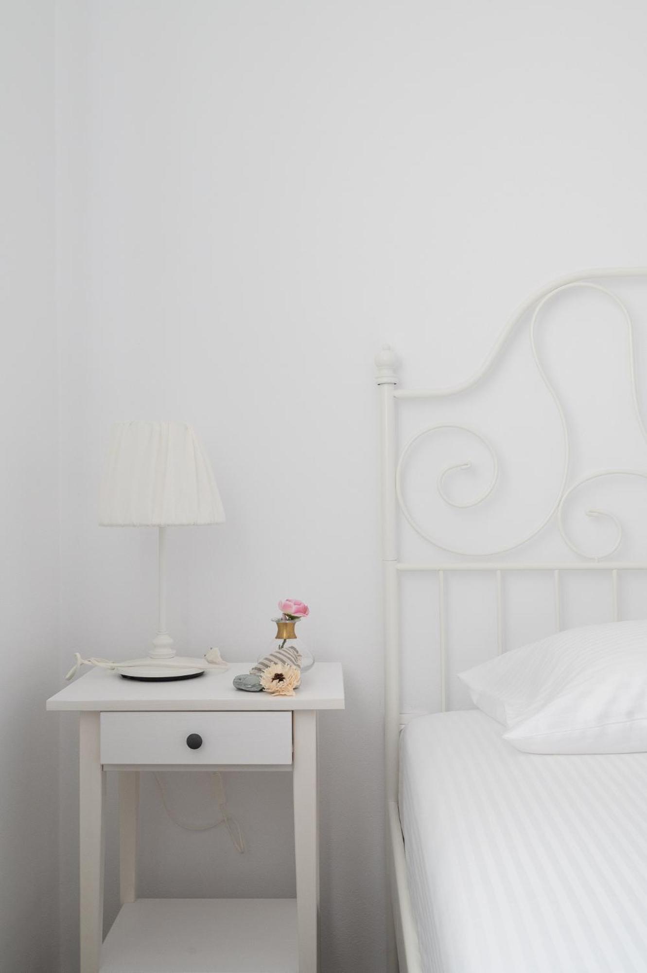 Pouletis Family Apartments - Akroyali Seaview Getaways Kalamata Chambre photo