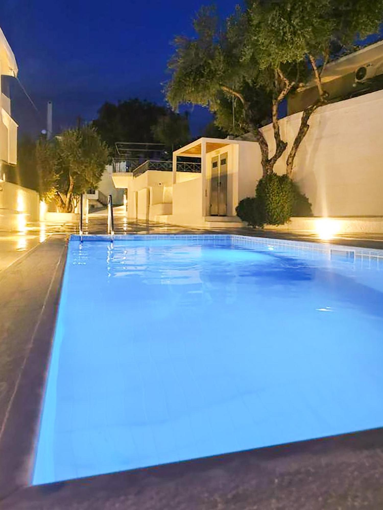 Pouletis Family Apartments - Akroyali Seaview Getaways Kalamata Extérieur photo